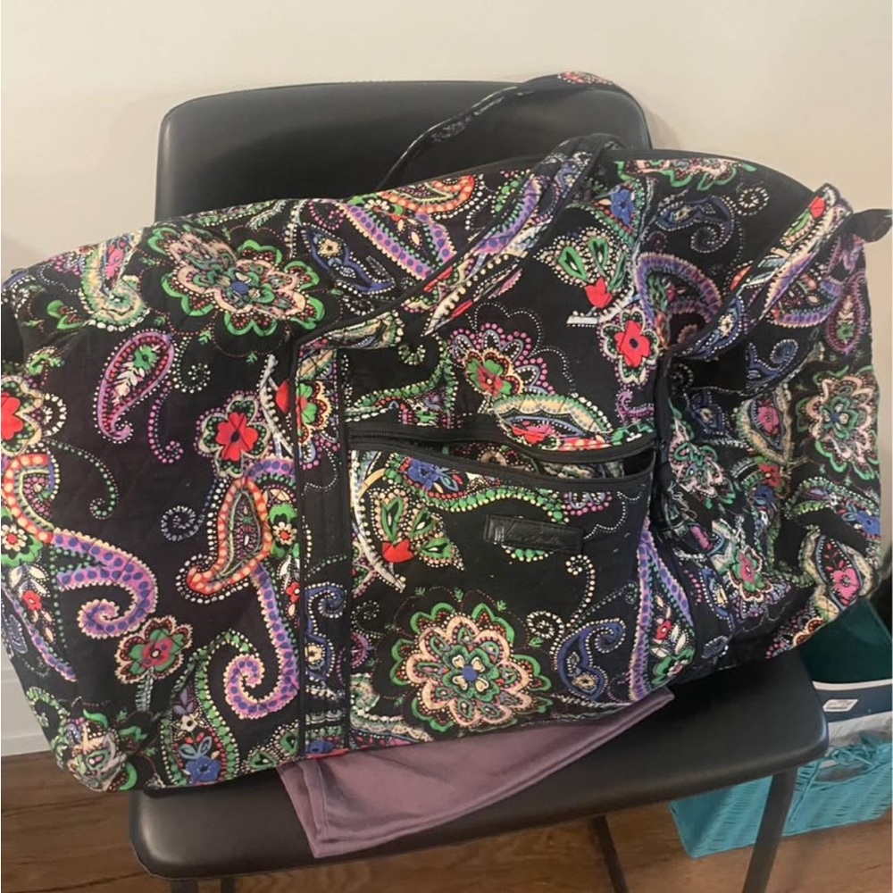 Vera Bradley Black Quilted Travel Bag with Vibrant Paisley